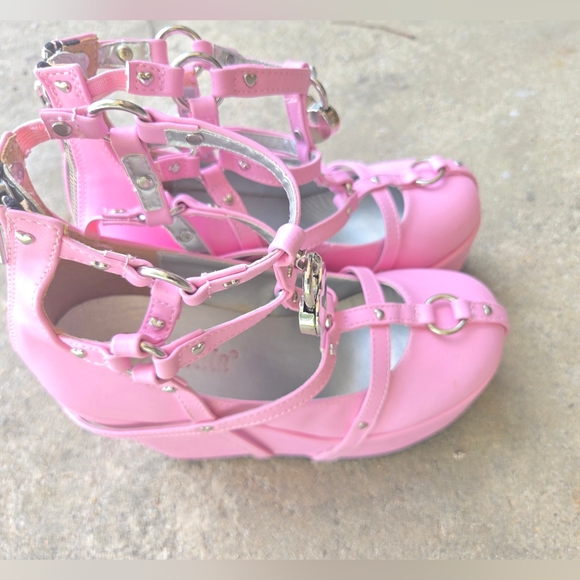 Demonia Pink Poison lock heart Platform Shoes Goth Alt Kawaii Retro Spooky - Picture 4 of 16